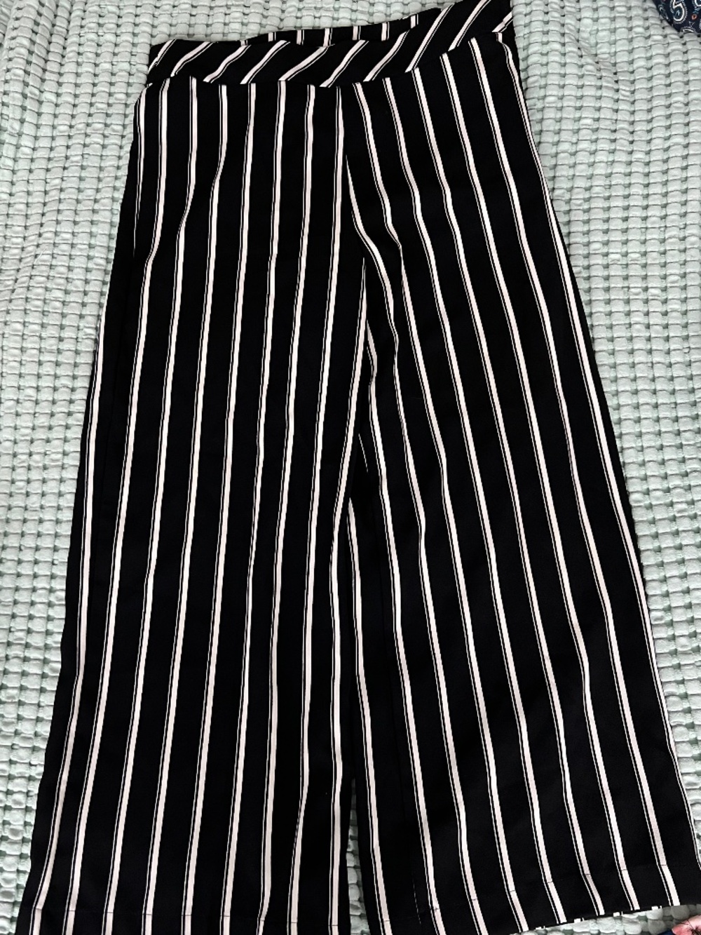 H&M black and white striped pants